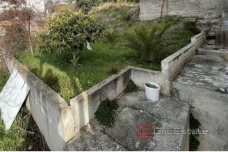 014 2030 17 Omis apartment with sea view for sale