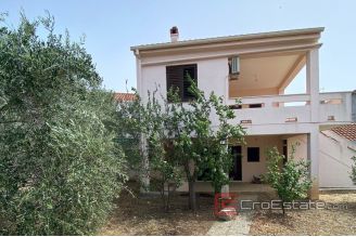 005 2041 03 island ugljan house for sale
