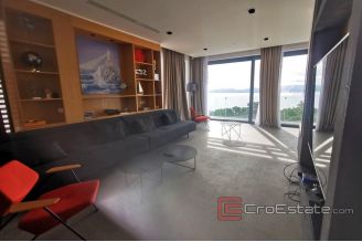 019 2042 01 near omis modern vila with sea view for sale