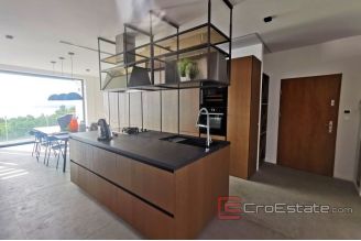 019 2042 01 near omis modern vila with sea view for sale