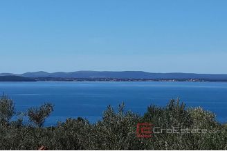 016 2040 03 Zadar house with pool and sea view for sale