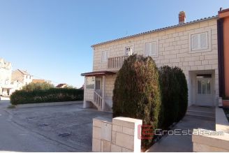 016 2037 06 Brac semi detached house with sea view for sale