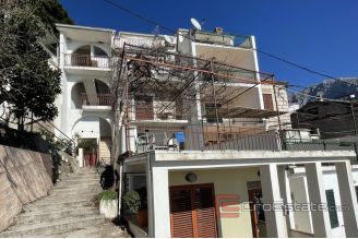017 2036 10  near makarska house first row to the sea for sale