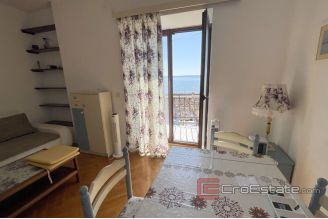 017 2036 10  near makarska house first row to the sea for sale