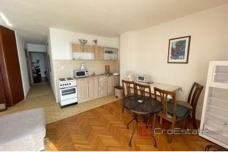 017 2036 10  near makarska house first row to the sea for sale