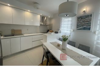 006 2035 17 Znjan modern apartment with terrace for sale