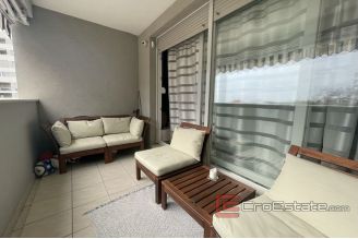 006 2035 17 Znjan modern apartment with terrace for sale
