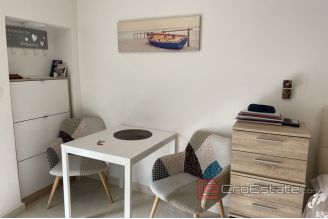 005 2035 18 Split Manus studio apartment for sale