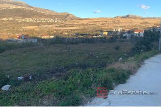 003 2041 06 Split area building land for sale