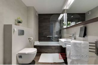 009 2042 02 Omis apartment with open sea view for sale