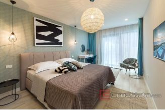 015 2036 12 Ciovo villa with pool and open sea view for sale