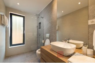 015 2036 12 Ciovo villa with pool and open sea view for sale