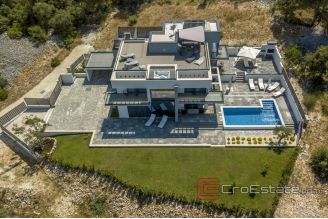 015 2036 12 Ciovo villa with pool and open sea view for sale