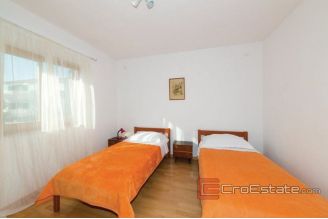 015 2039 05 near marina house with sea view for sale