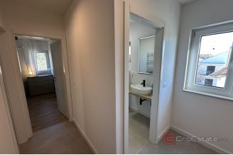 013 2043 03 Zadar duplex apartment with a roof terrace for sale