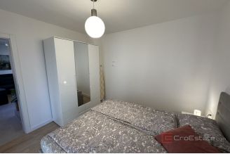 013 2043 03 Zadar duplex apartment with a roof terrace for sale