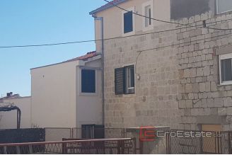 007 2037 08 Kastela three bedroom apartment for sale