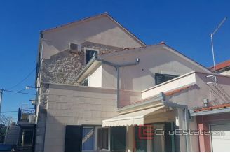 007 2037 08a Kastela apartment with sea view for sale