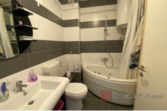 008 2038 07 split znjan three bedroom apartment for sale