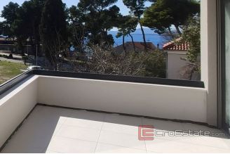008 2043 06 Sibenik apartments with sea view for sale