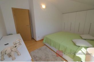 008 2018 181 Split Meje apartment for rent