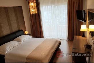 013 2018 182 Pag house mini hotel for sale