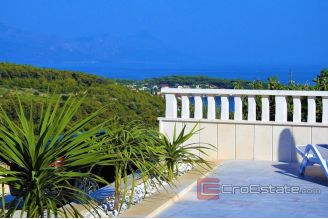 009 2040 05 island brac villa with sea view for sale
