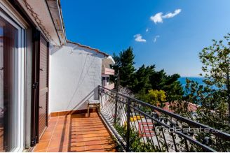 17 2011 97 Omis area semi detached house sea view for sale1