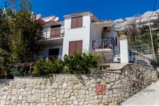 17 2011 97 Omis area semi detached house sea view for sale1
