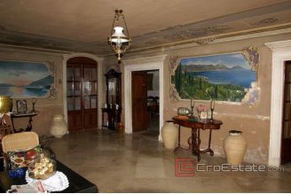 014 2041 08 peljesac hostoric stone vila for sale