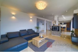 019 2026 83 Ciovo luxury villa with panoramic view for sale