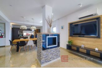 019 2026 83 Ciovo luxury villa with panoramic view for sale