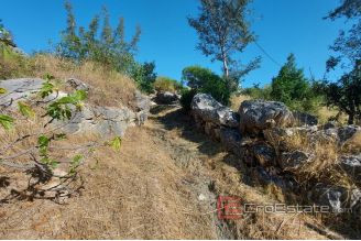 003 2031 27 Kastela building land first row to the sea for sale