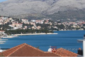 007 2031 29 island of Ciovo apartment with sea view for sale