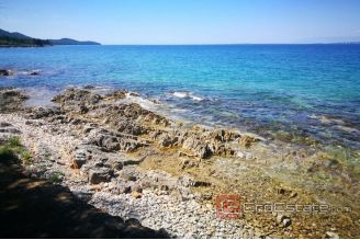 003 2041 10 Ugljan building land first row to the sea for sale