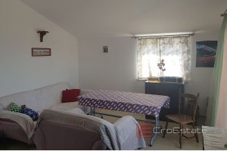 010 2037 10 Rogoznica apartment house with sea view for sale
