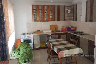 010 2037 10 Rogoznica apartment house with sea view for sale