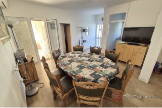 016 2016 75 island brac apartment house with sea view for sale