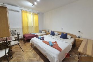 016 2016 75 island brac apartment house with sea view for sale