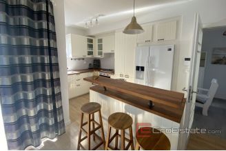 010 2043 11 Zadar semi detached house with pool for sale