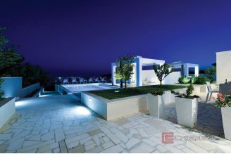 020 2021 294 rogoznica villa with sea view for sale