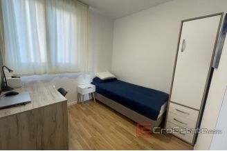 010 2035 22 Split Znjan three bedroom apartment for sale