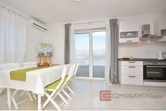 010 2042 03 Zadar apartment house with open sea view for sale