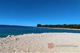 006 2021 295 Zadar building land first row to the sea for sale1