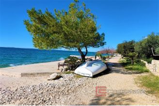 006 2021 295 Zadar building land first row to the sea for sale1