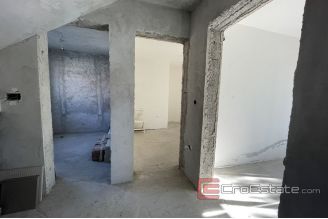 012 2030 24 Zadar detached house near the sea for sale