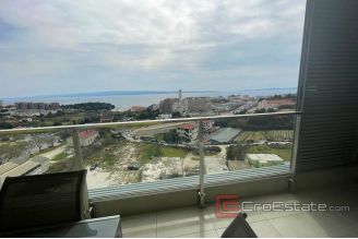 015 2036 17 split modern two bedroom apartment for rent