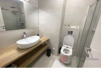 015 2036 17 split modern two bedroom apartment for rent