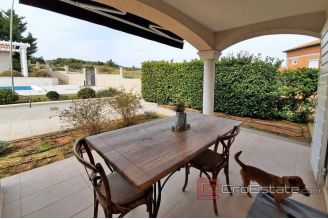 016 2038 09 near sibenik villa with pool for sale