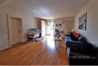 016 2038 09 near sibenik villa with pool for sale